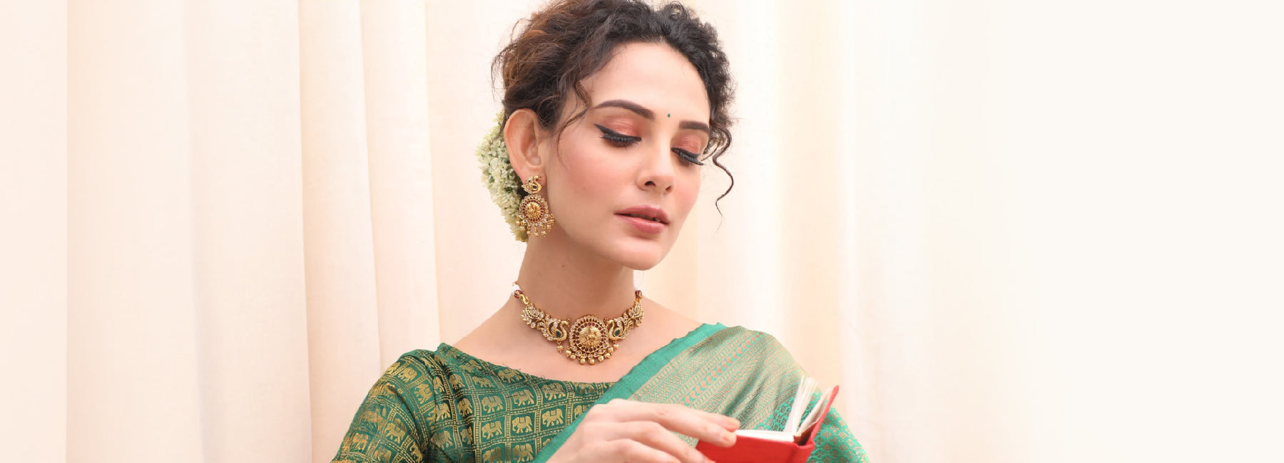 Temple Jewellery Sets for Modern Royalty: Tarinika Exclusive