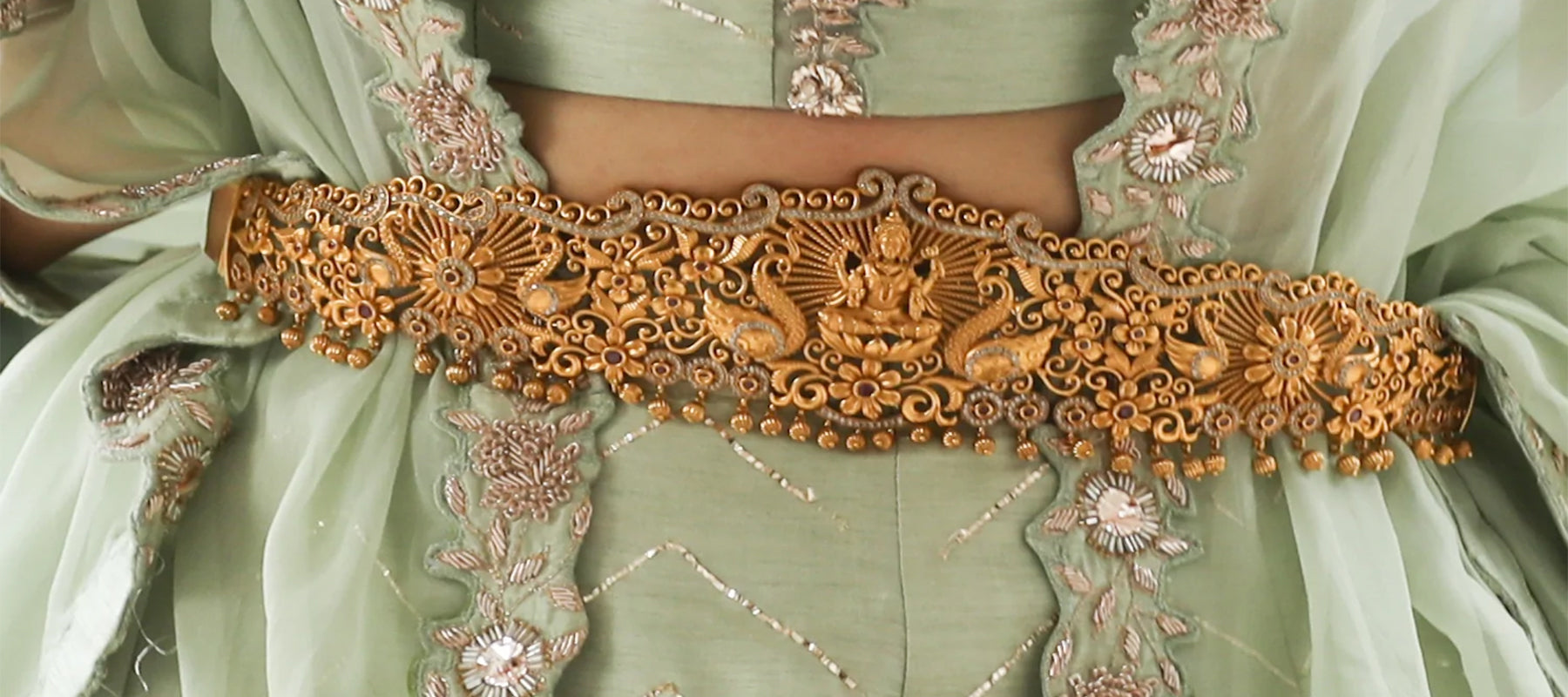Woman wearing waistband