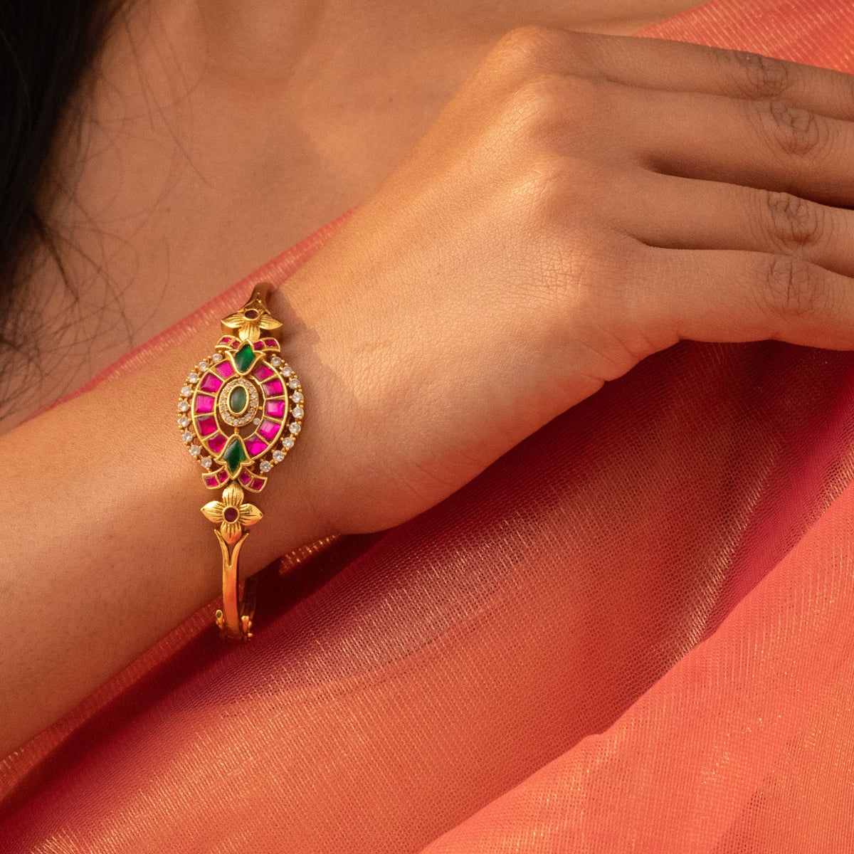 Devanshi Antique Bracelet