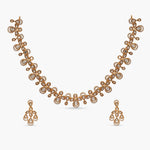 Shyla Kundan Necklace Set