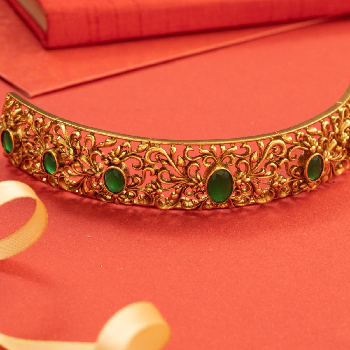 Rava Antique Choker