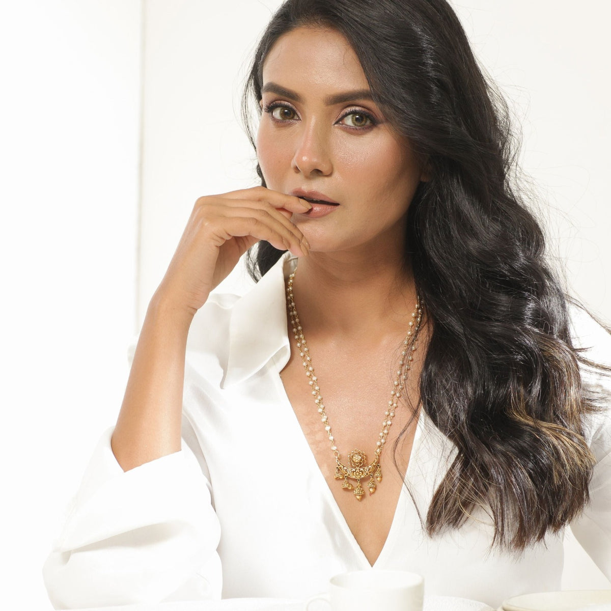 Azba Statement Pearl String Necklace