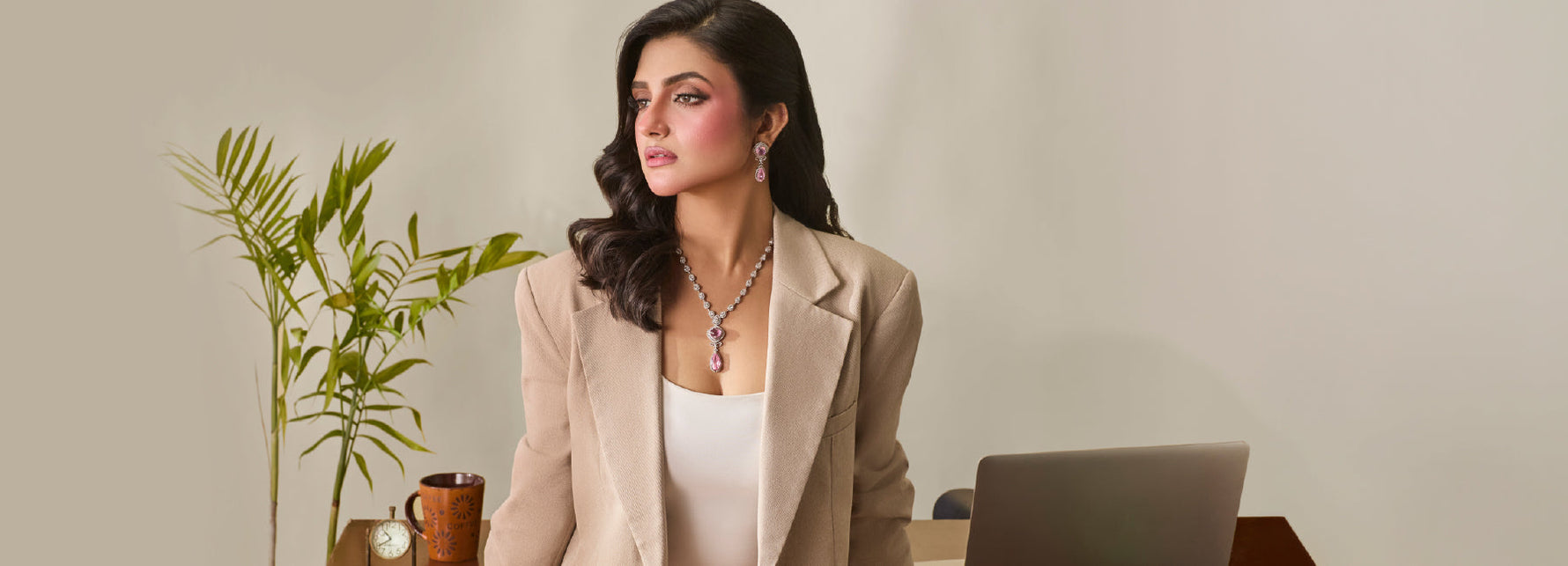 The Ultimate Guide to Styling Indian Jewellery: From Everyday Elegance to Statement Glam