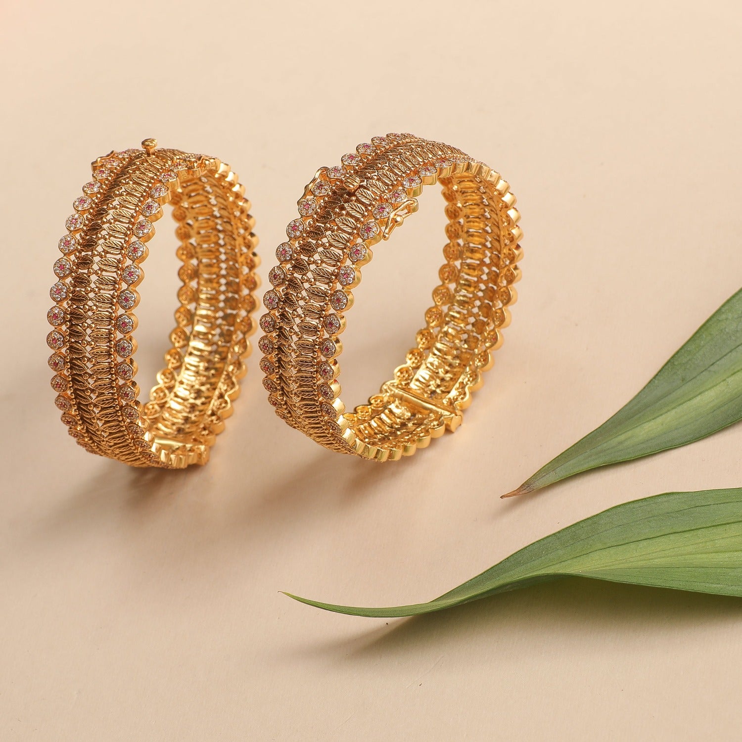 Indian Jewelry (ज्वैलरी) Designs - Buy Artificial & Imitation Jewellery  Design for Women