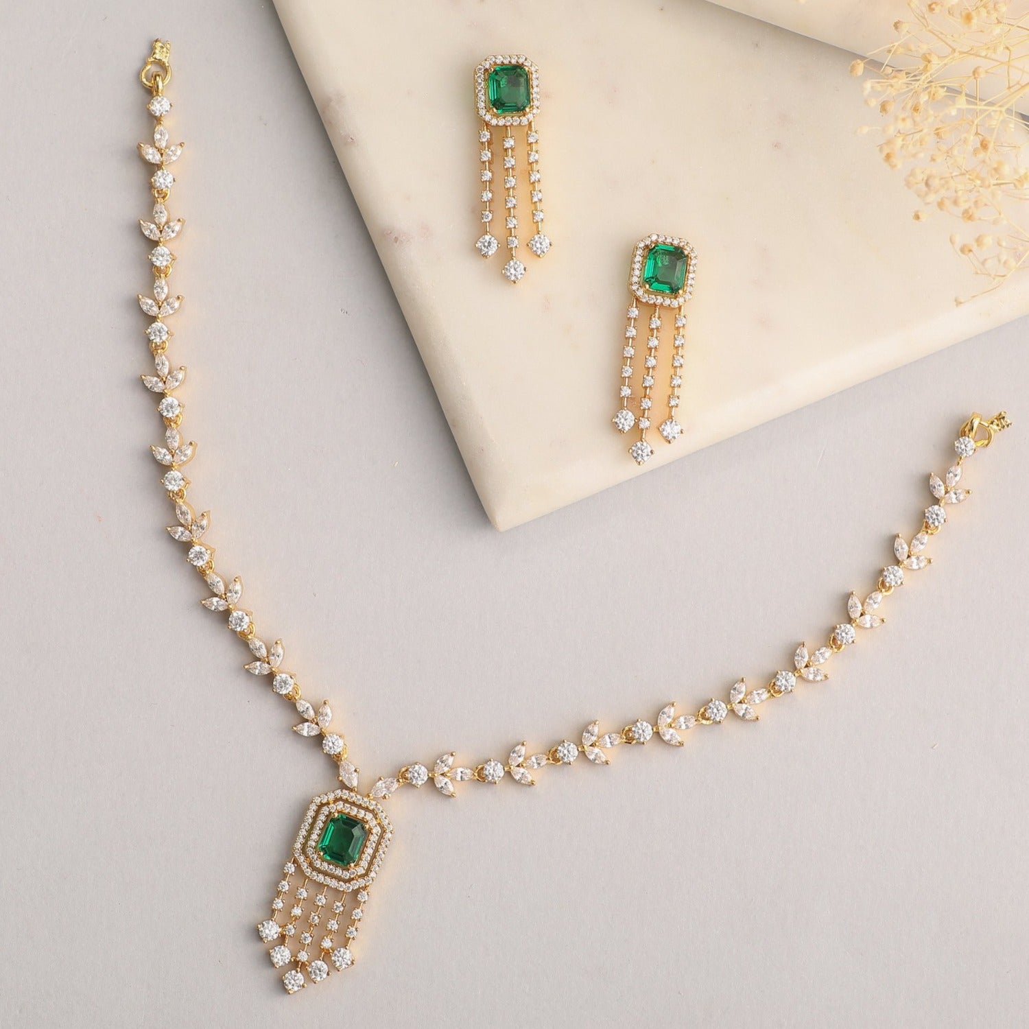 Anniversary Gifts for Your Wife in 2022