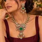 Aarini Victorian Green Necklace Set