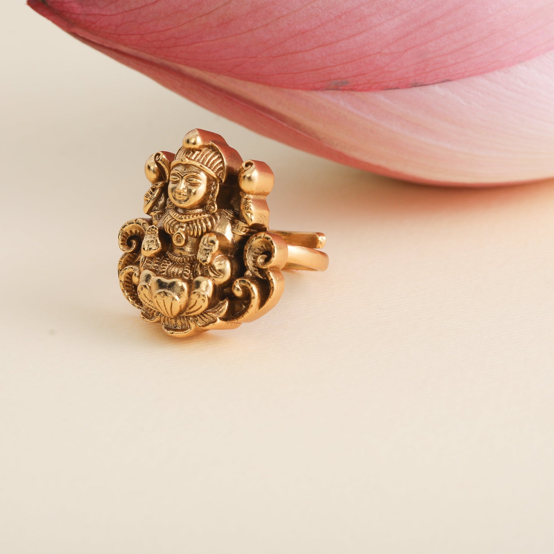 Aheli Antique Finger Ring