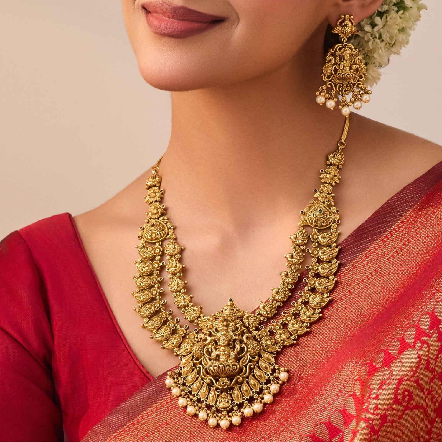 Laxmira Antique Necklace Set