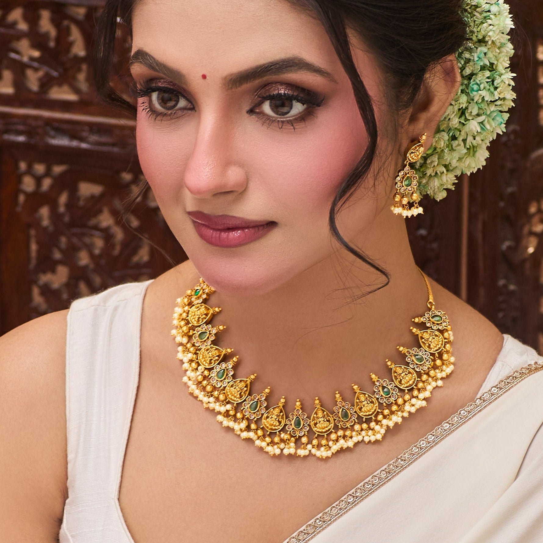 Lakshya Antique Necklace Set