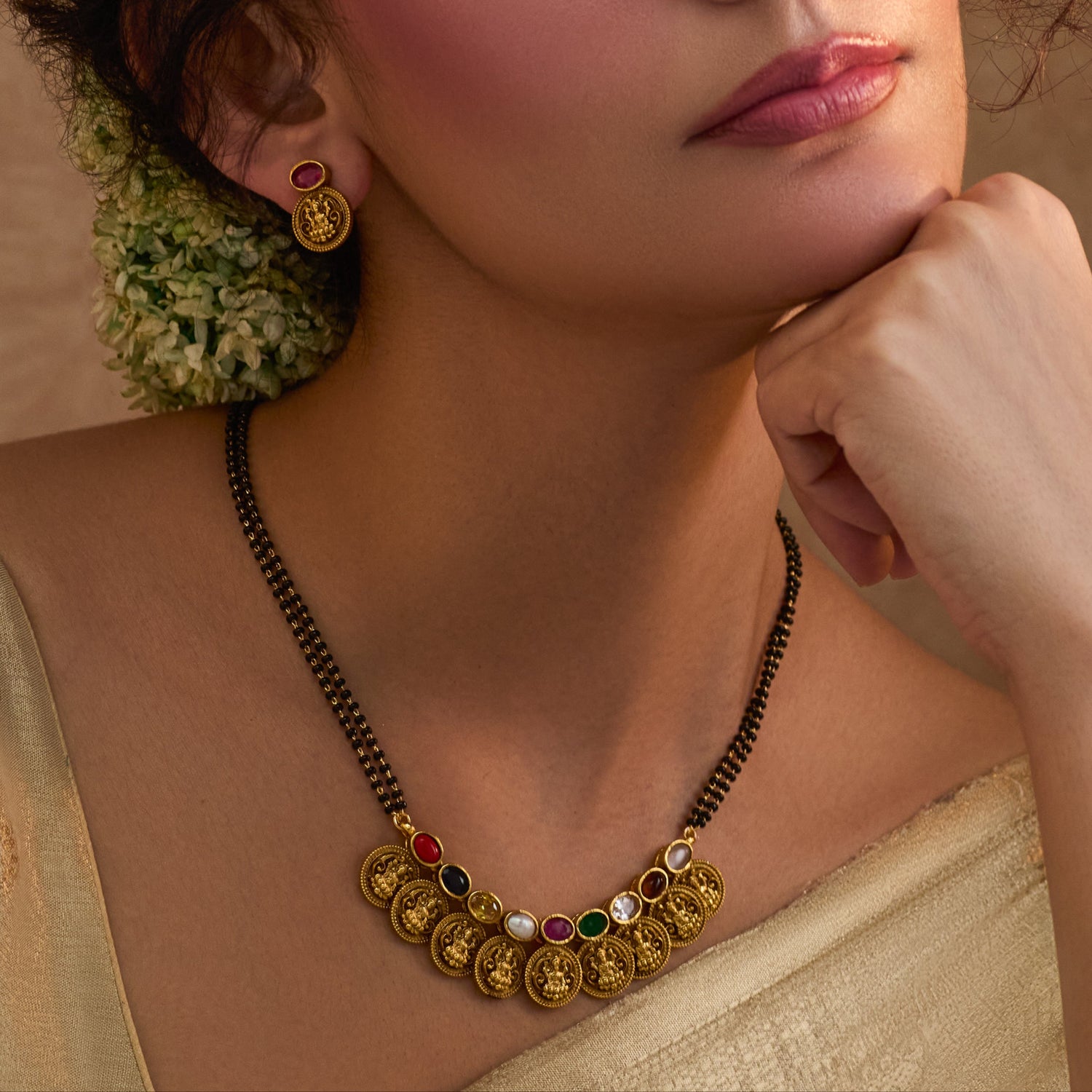 Shrinika Navaratna Black Beads Necklace Set