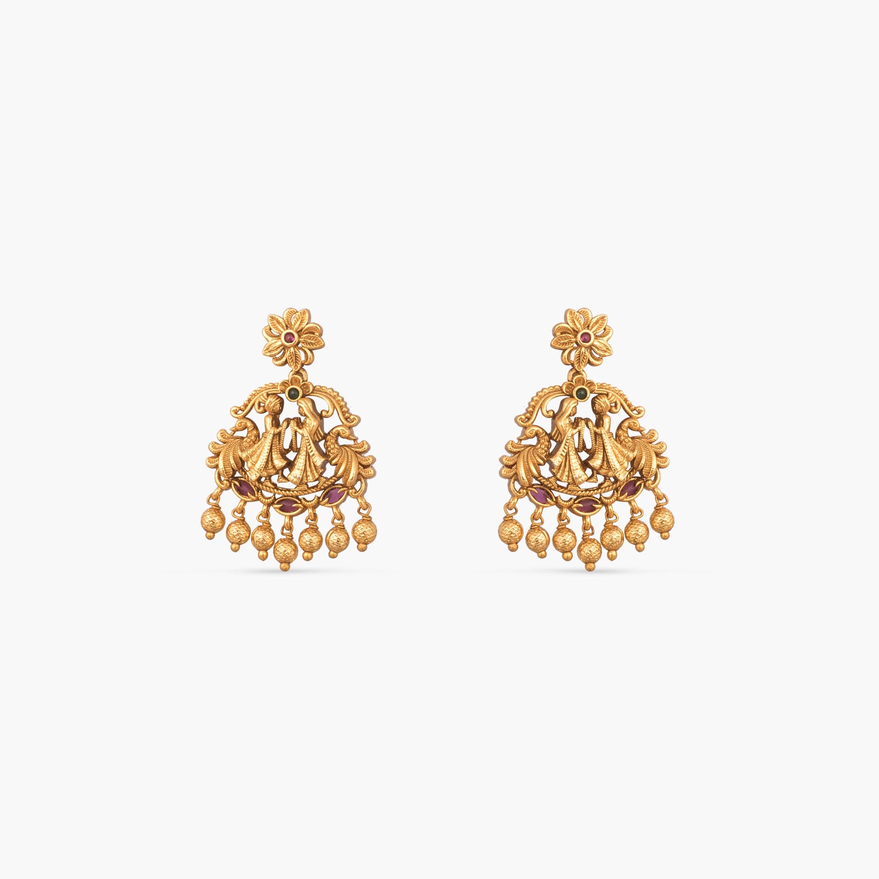 Advaya Antique Necklace Set