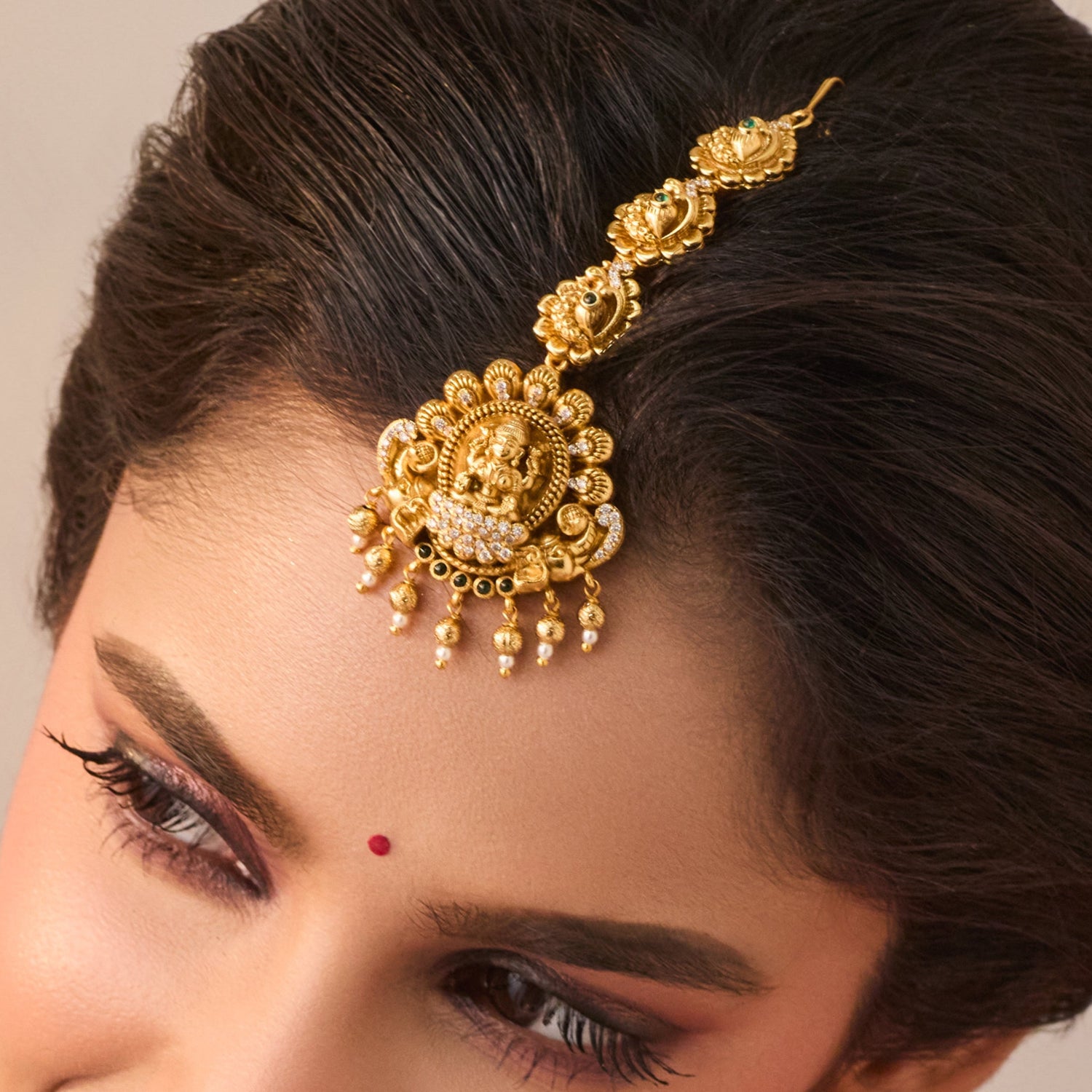 Amaya Green Antique Maang Tikka