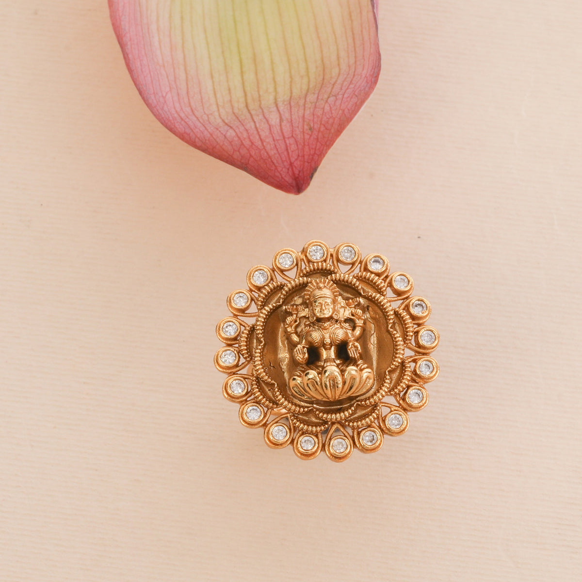 Iritri Antique Finger Ring