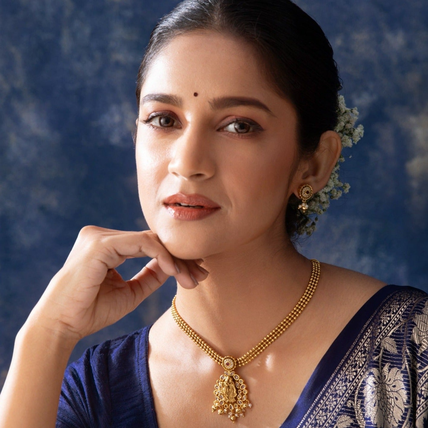 Vinita Antique Necklace Set
