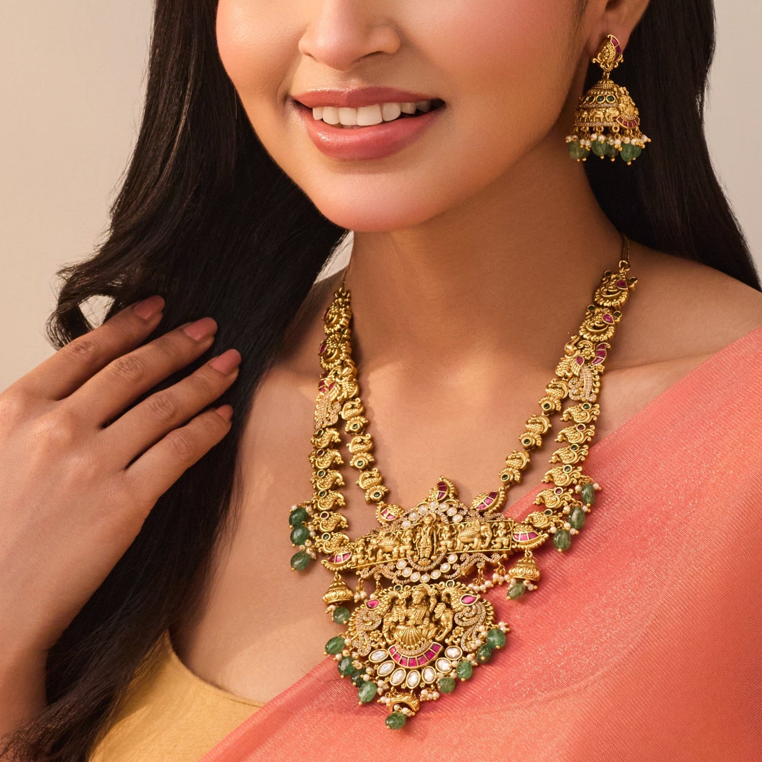Nisha Antique Necklace Set