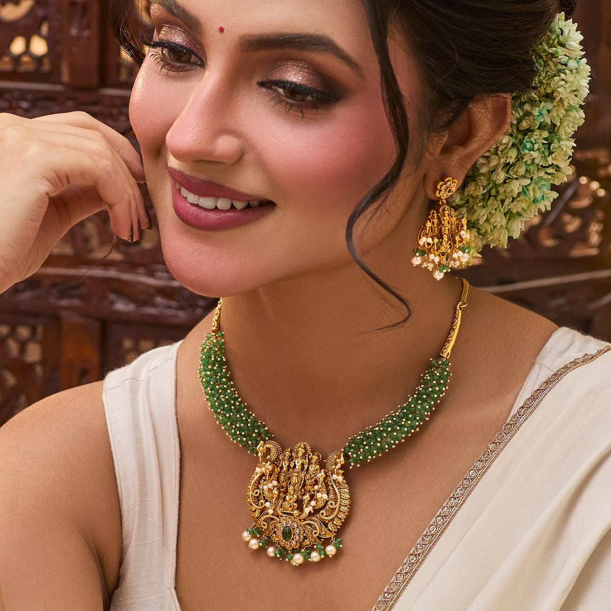 Shreeya Antique Necklace Set