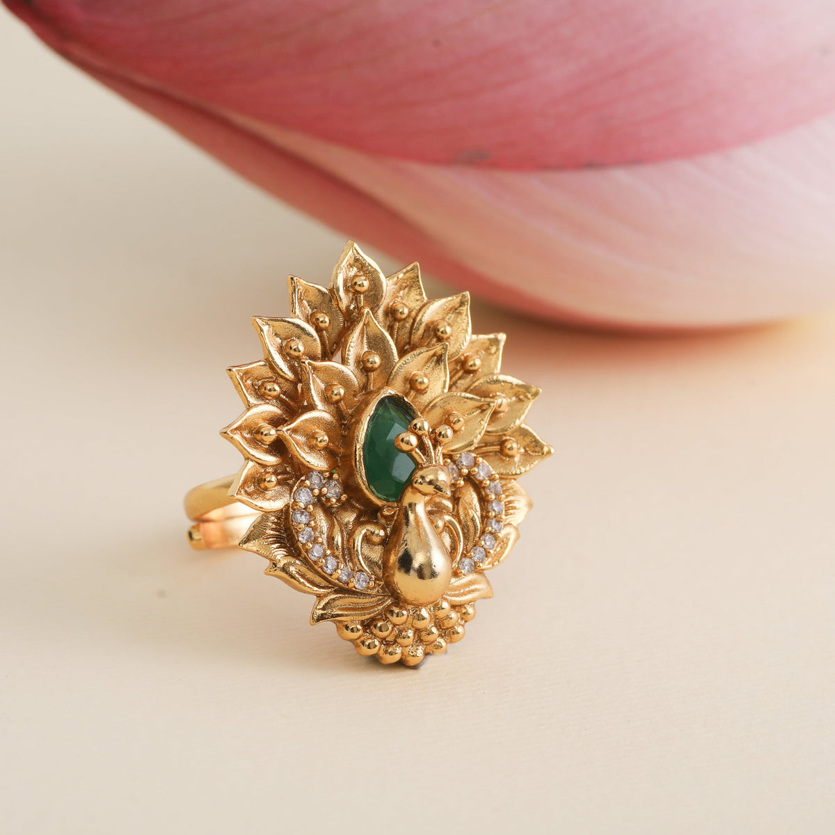 Vidya Antique Finger Ring