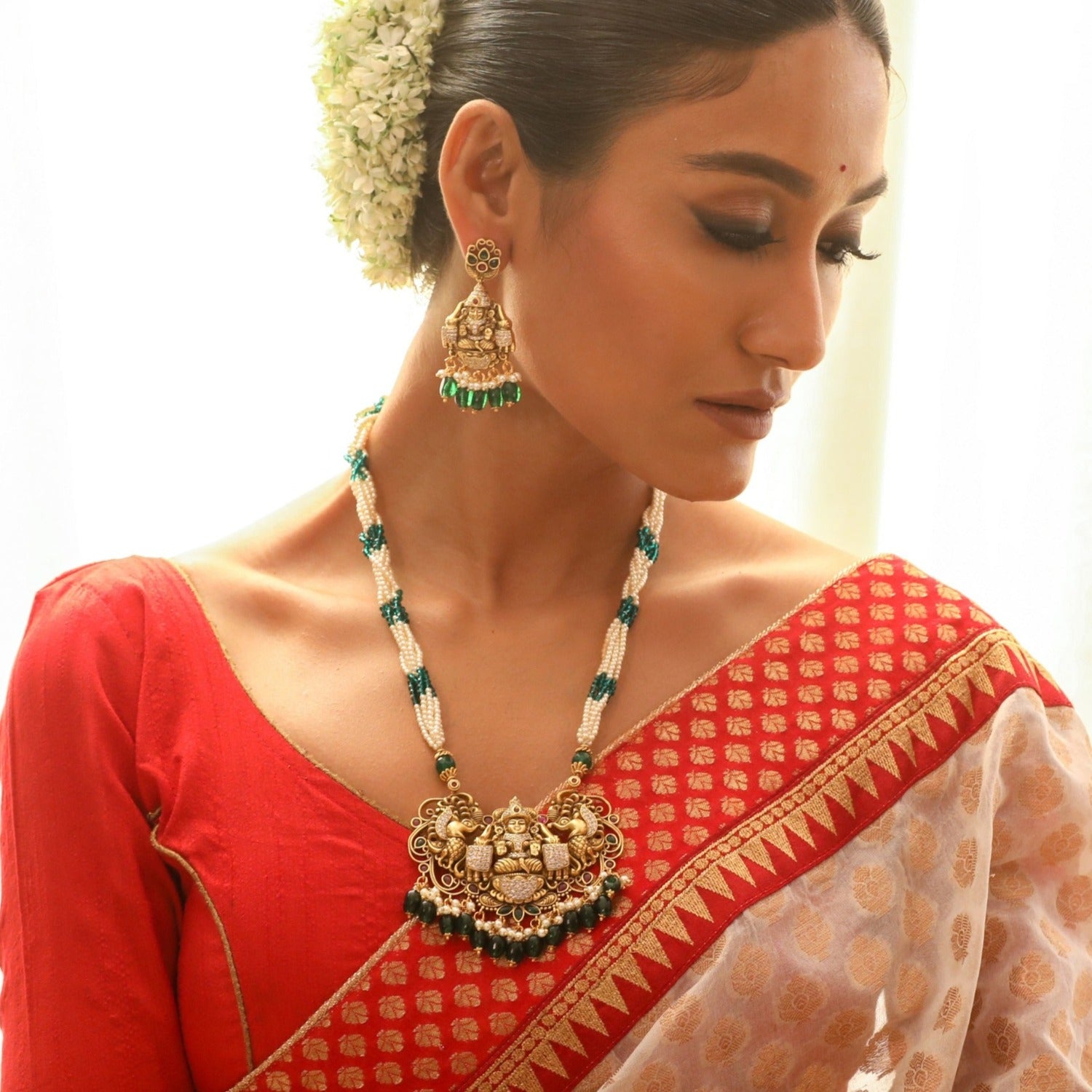 Prakrit Antique Beads Tassel Pendant Set
