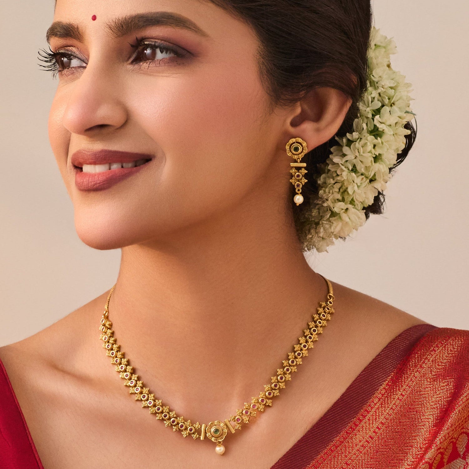 Shyla Kempu Red Green Antique Necklace Set