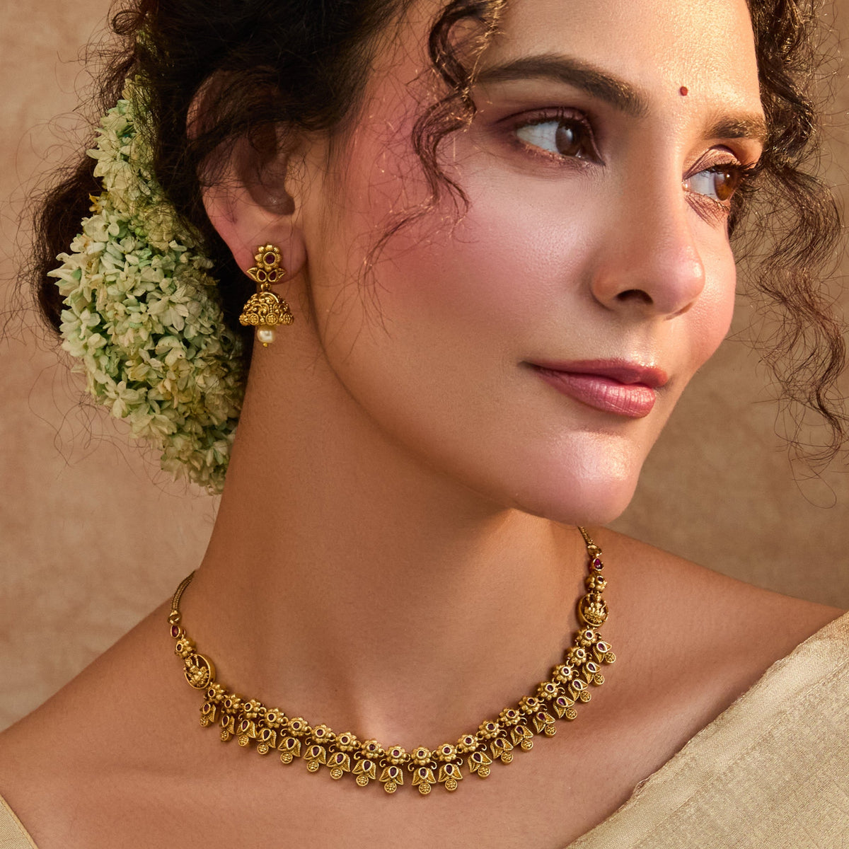 Pragya Red Antique Necklace Set