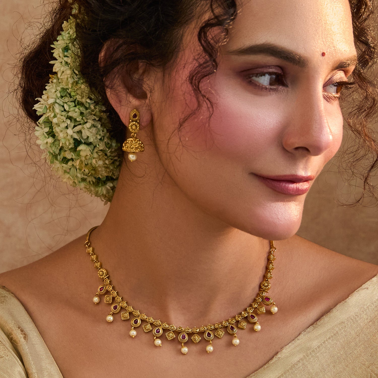 Avika Red Kempu Antique Necklace Set
