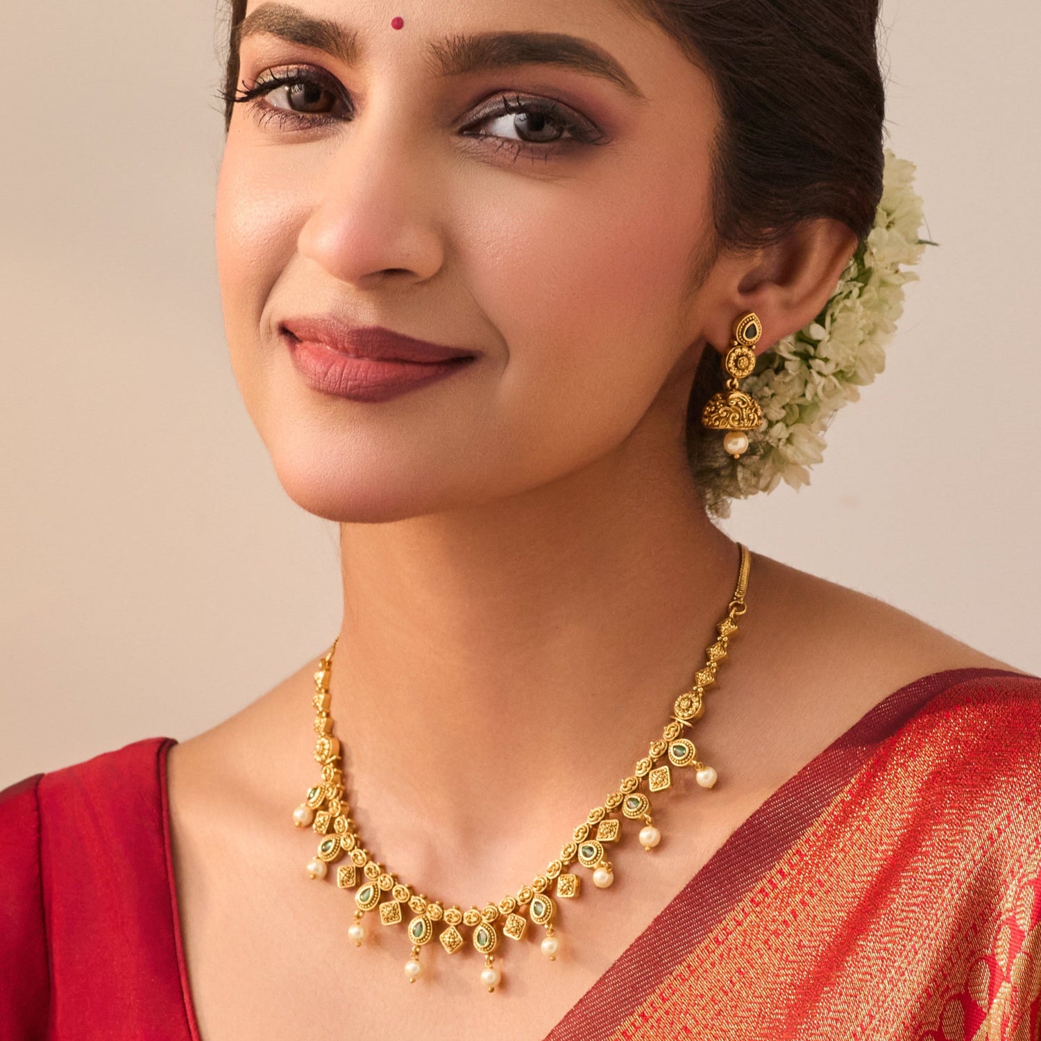Avika Green Kempu Antique Necklace Set