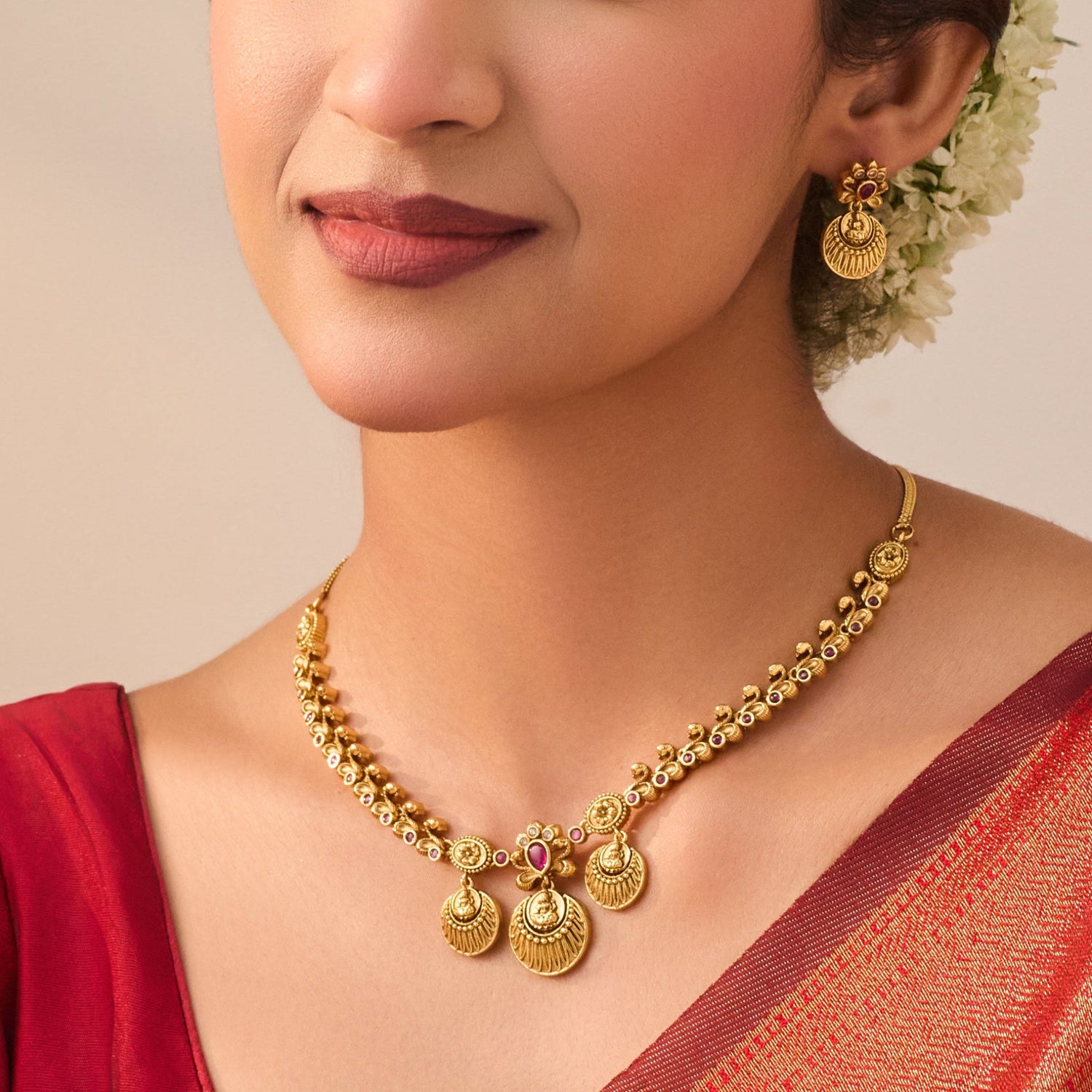 Haripriya Antique Red Kempu Necklace Set
