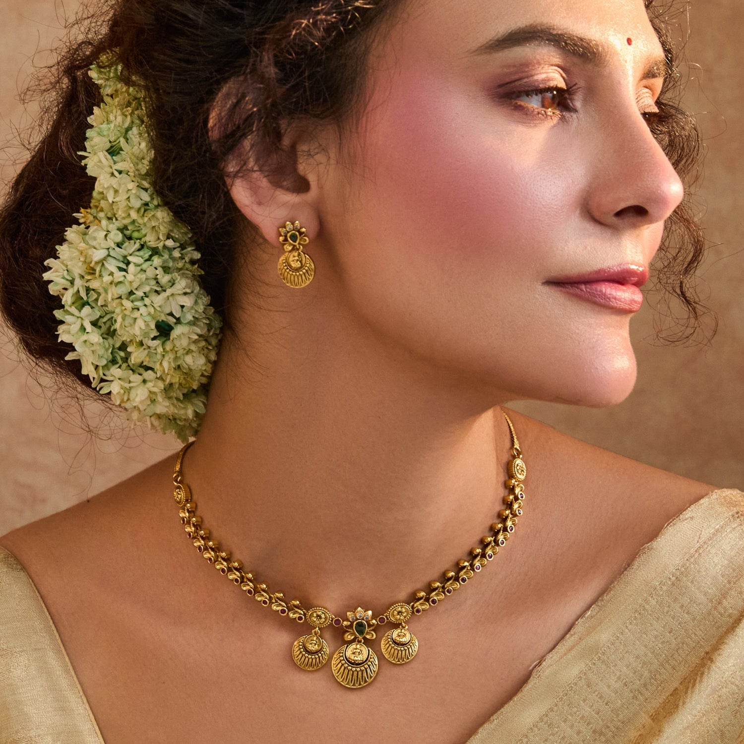 Haripriya Antique Red Green Kempu Necklace Set