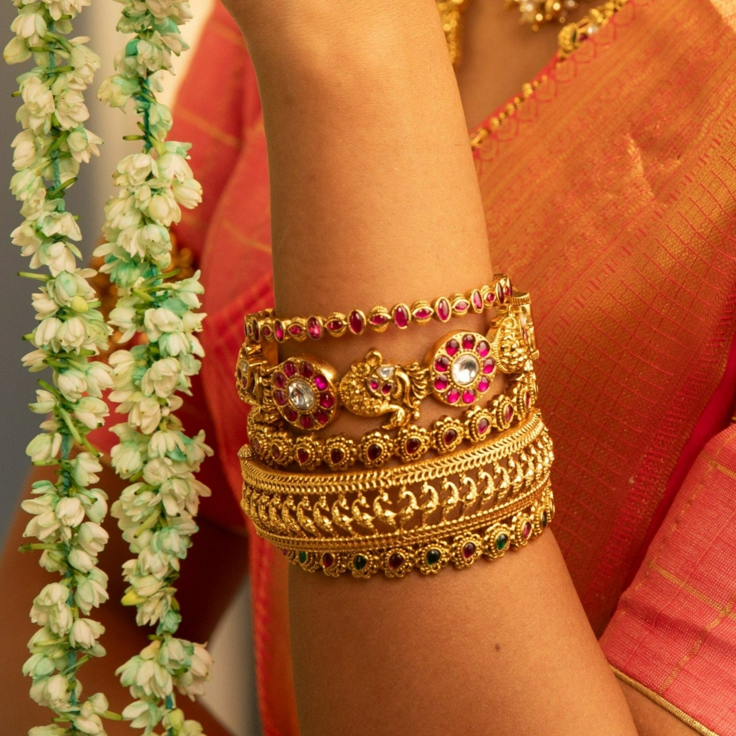 Umesha Antique Kempu Bangles