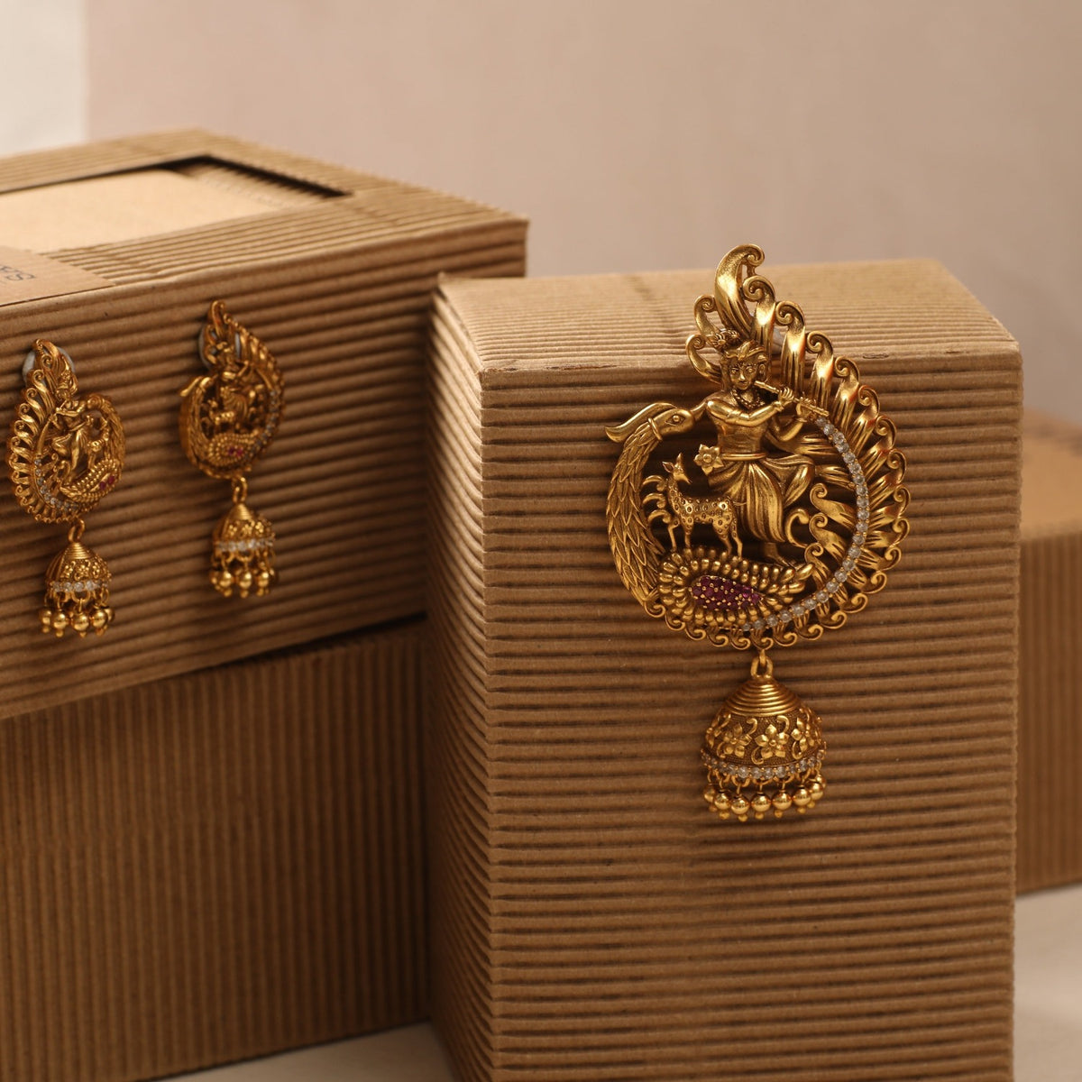 Mohan Antique Temple Pendant Set