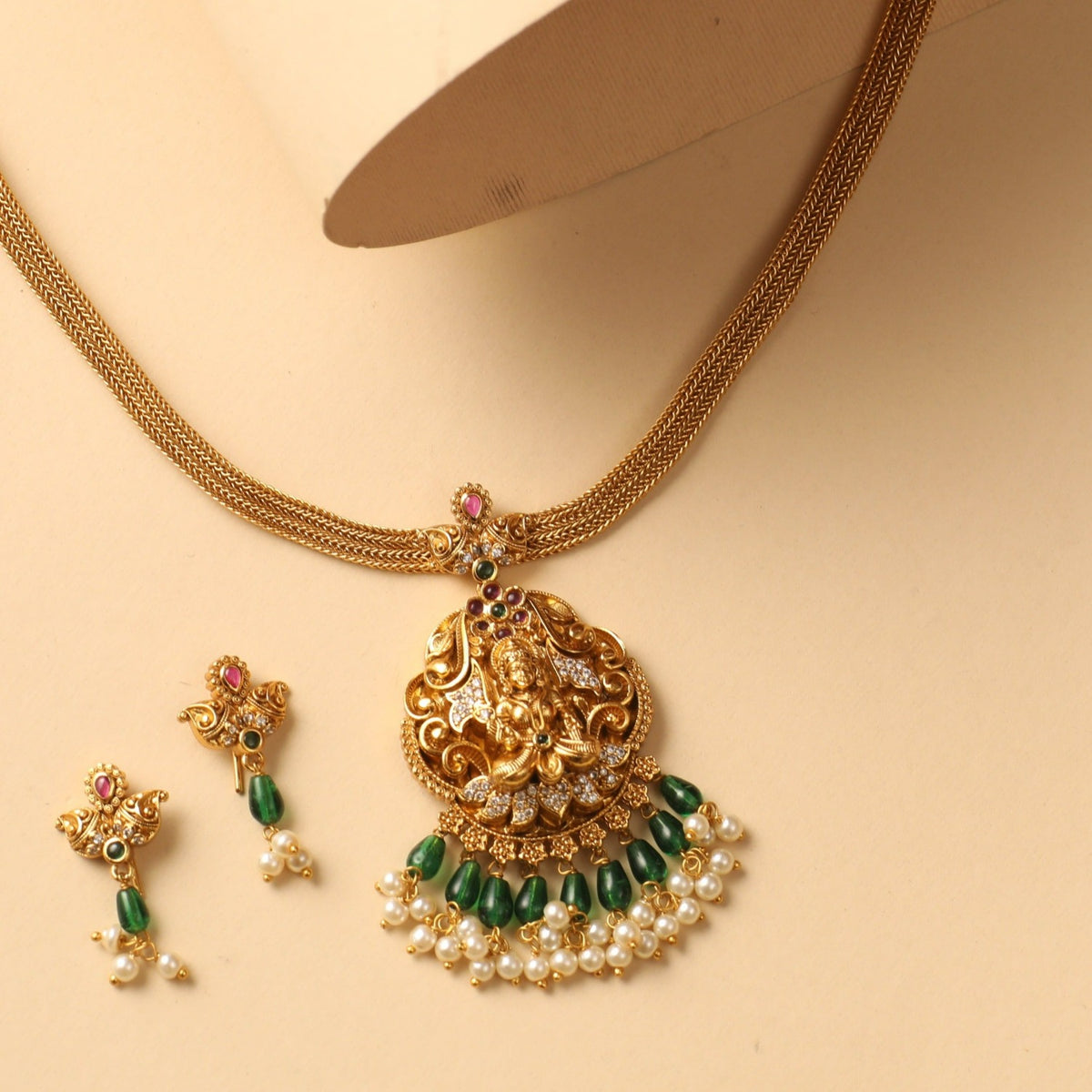 Yasmin Antique Necklace Set