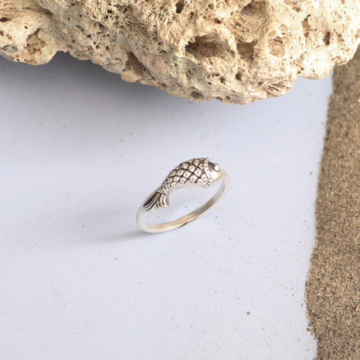 Simple Fish Oxidized Finger Ring