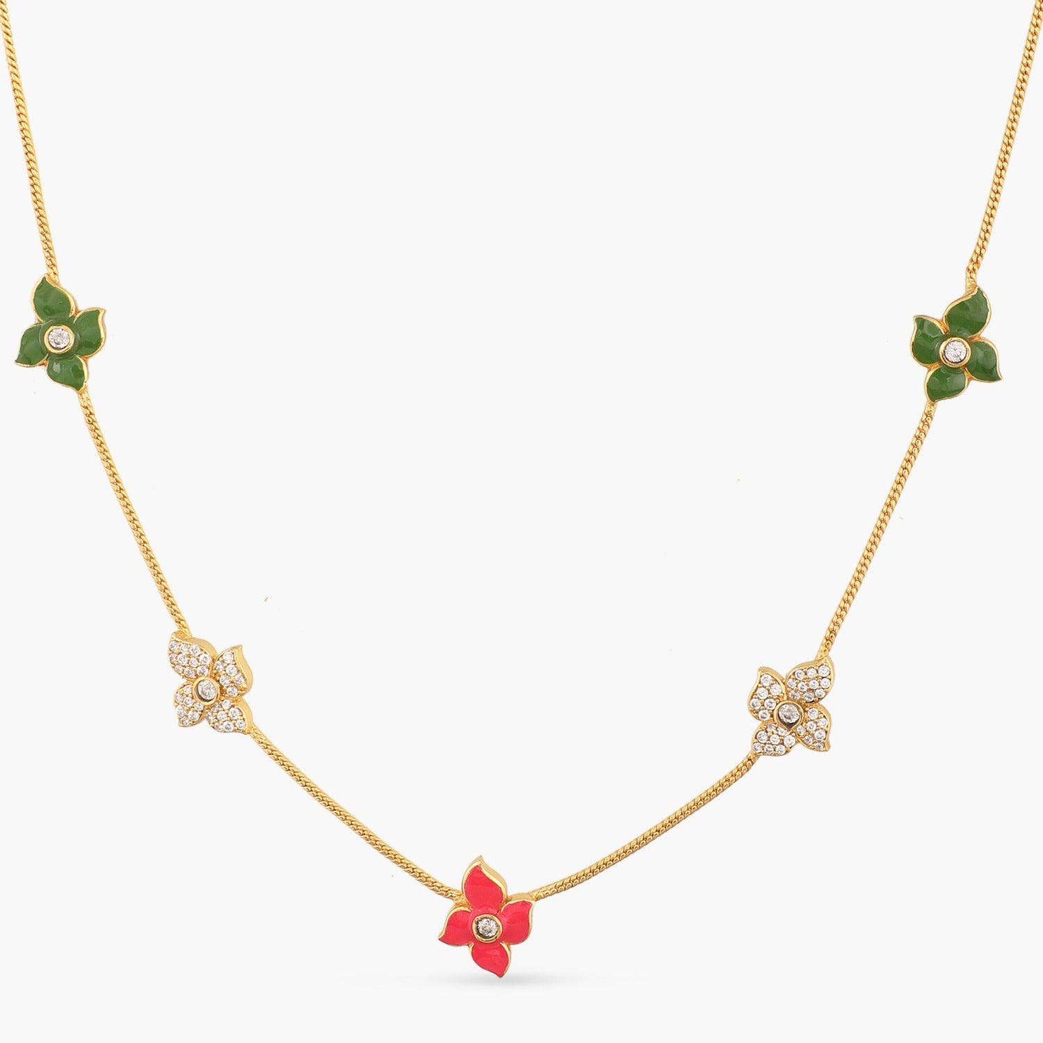 Everything you need to know about Floral Jewellery on Mehendis ! | WedMeGood