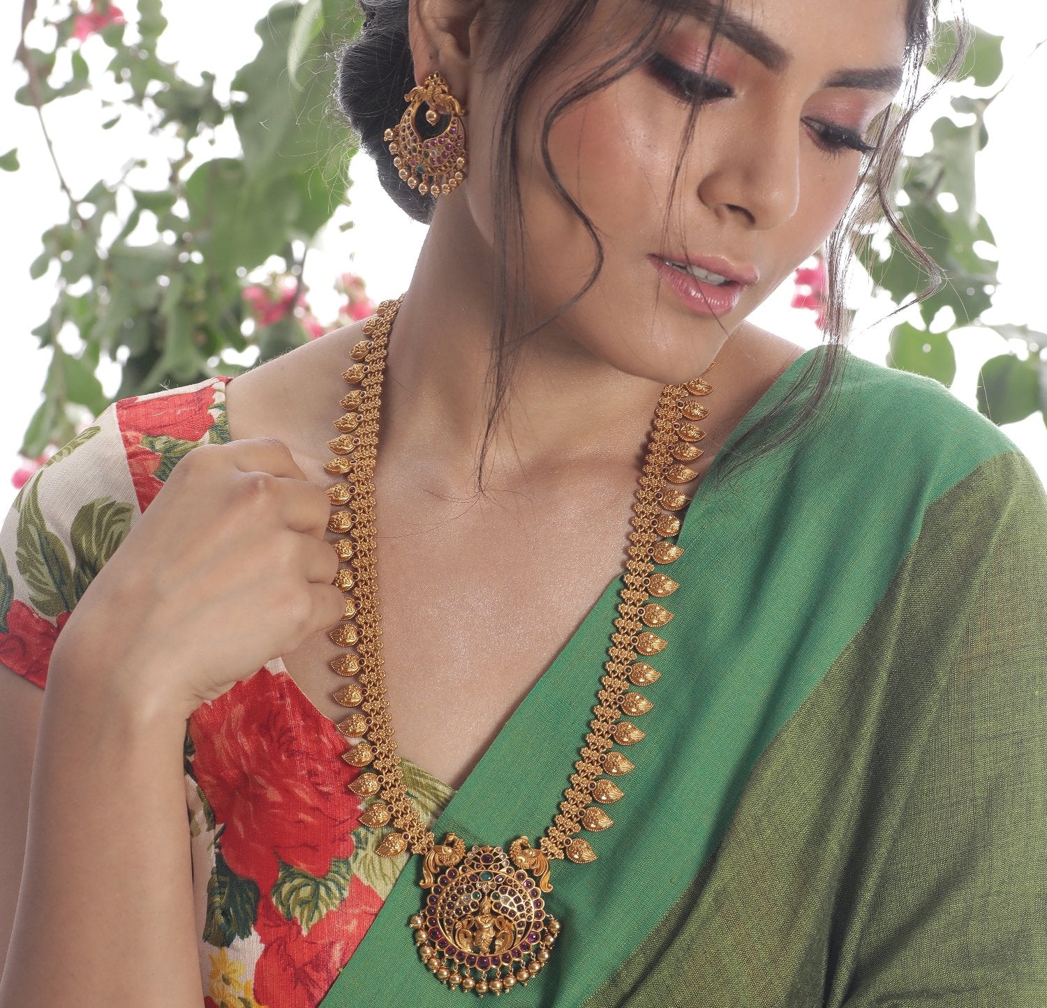 Long Necklace Set Indian Locket Designs Long And Short Necklace