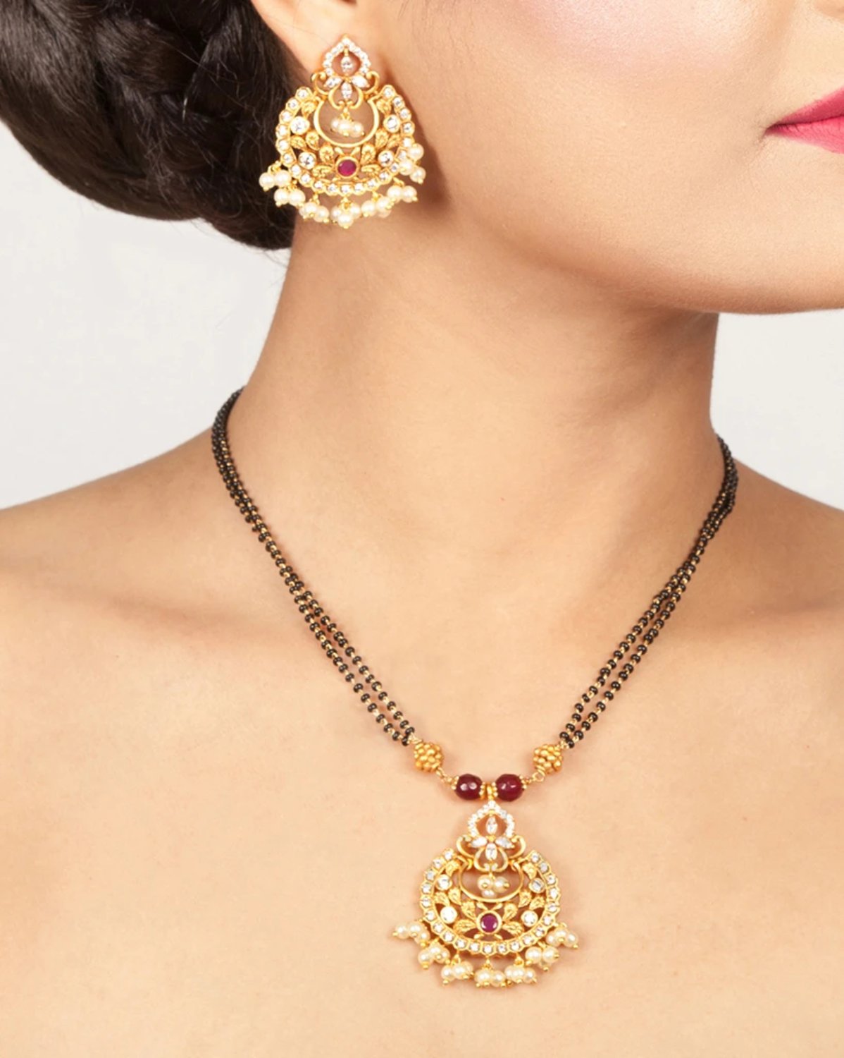 Anisa Antique Mangalsutra Necklace
