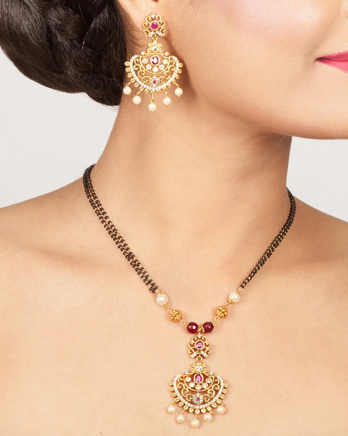 Anbu Antique Black Beads Necklace