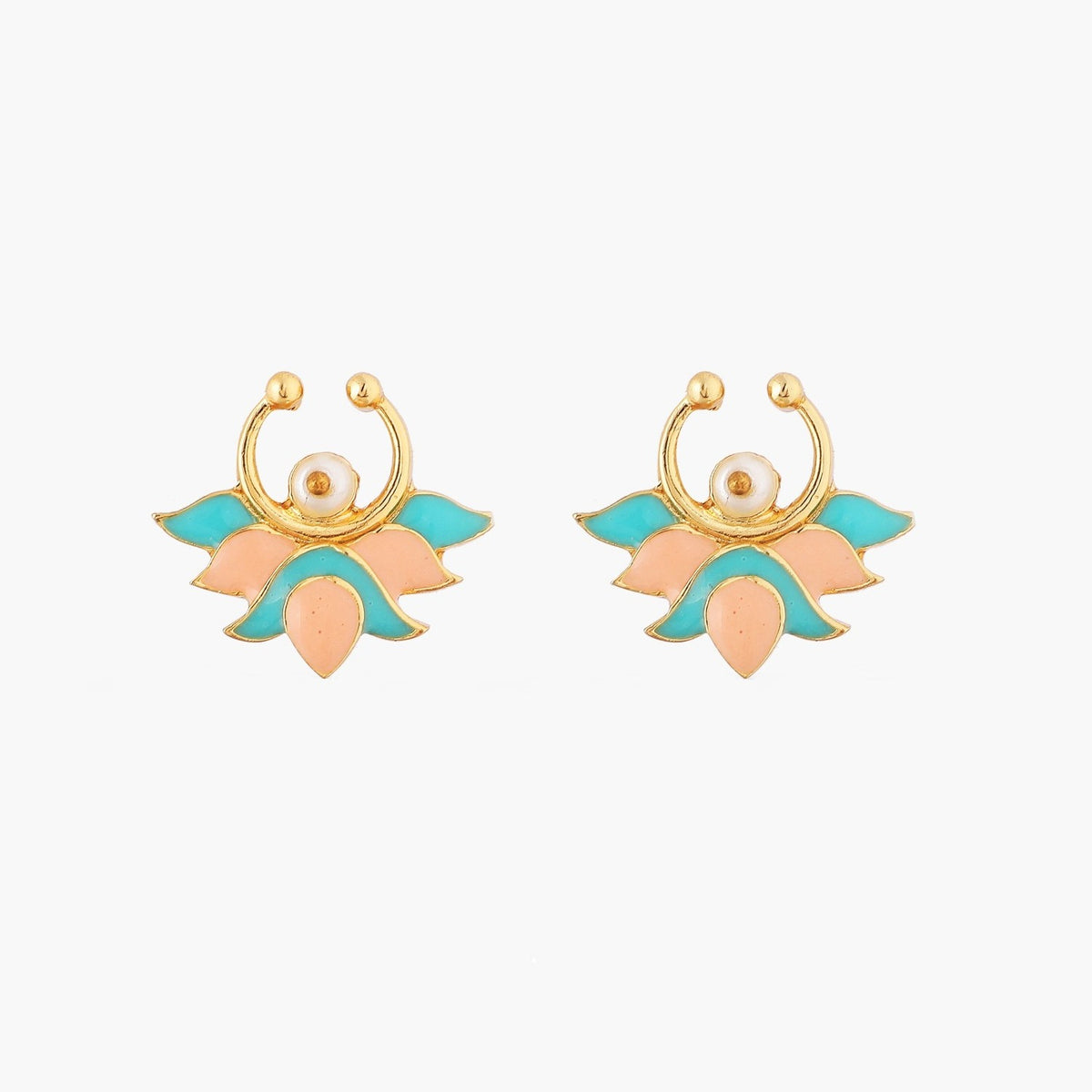 Jalaja Small Motif Stud Earring 