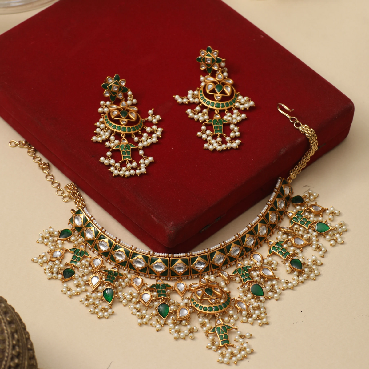Kranti Kundan Choker Set by Tarinika