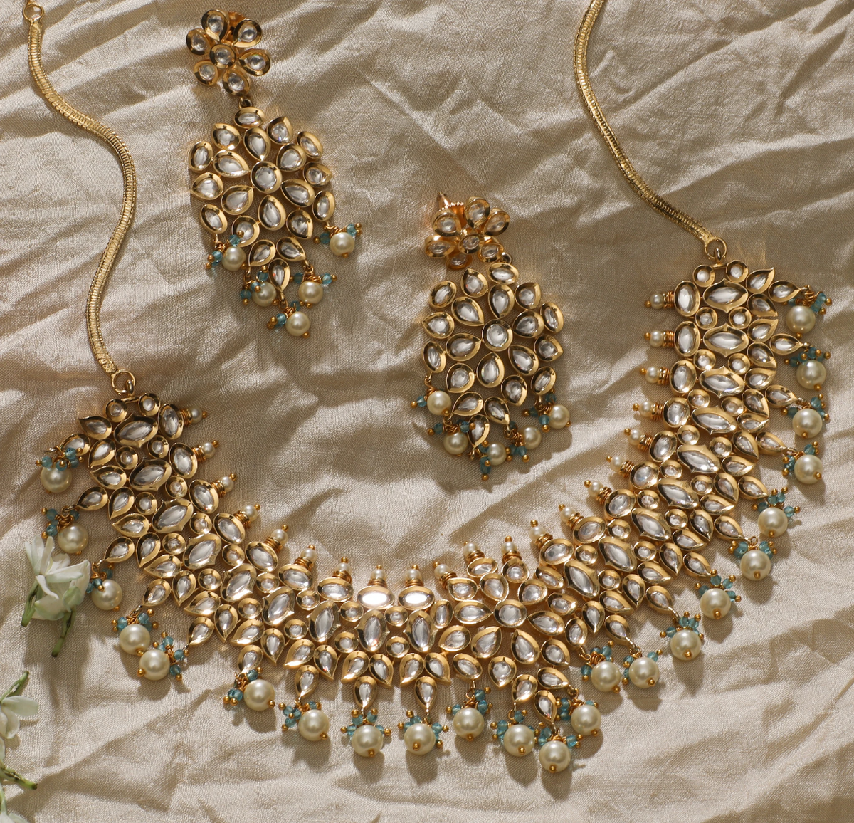 Tiana Kundan Choker Set