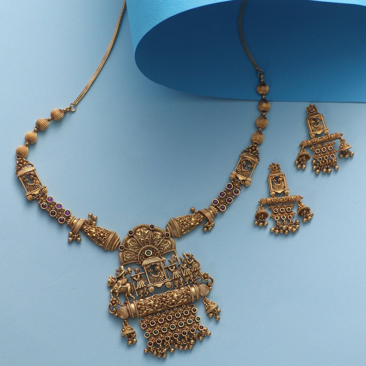 Aina Antique Necklace Set