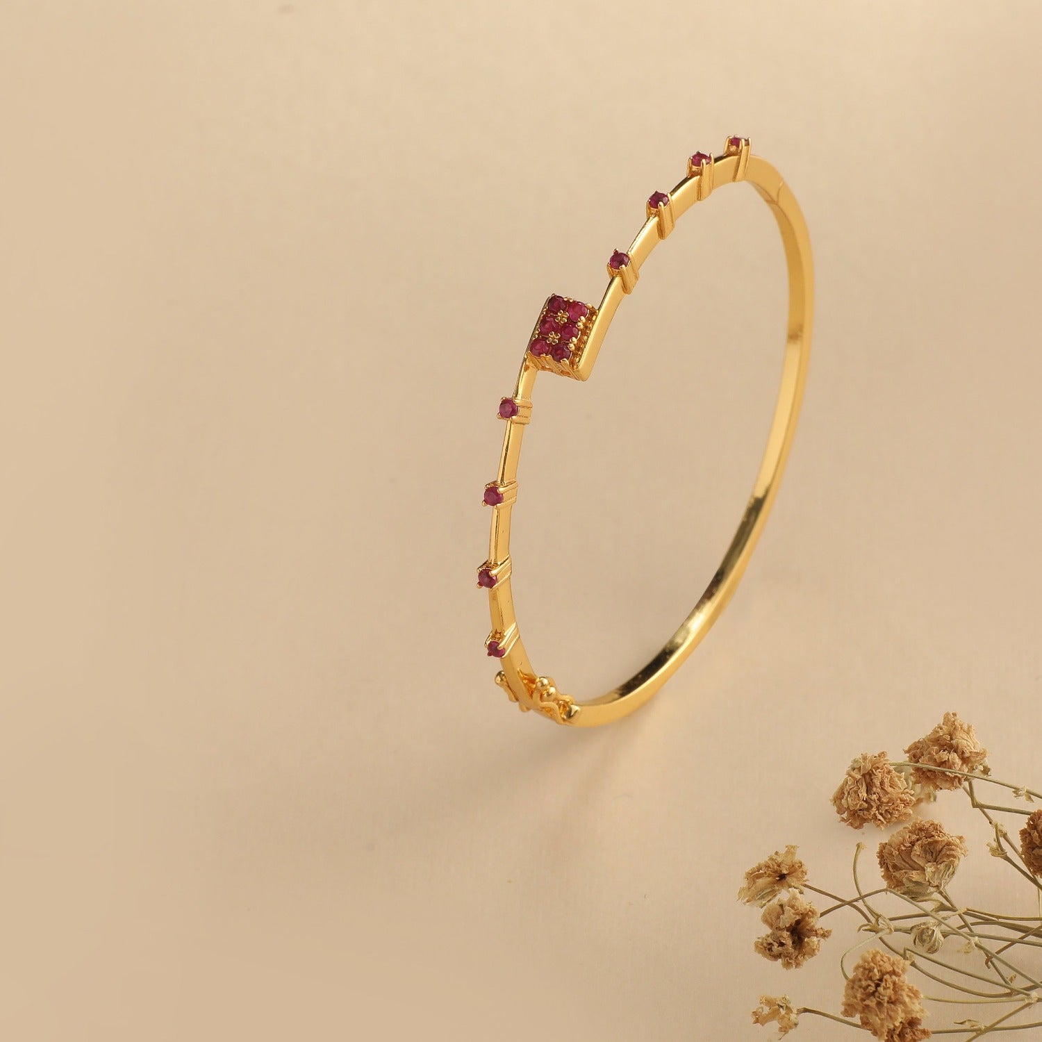 Delicate Flower Adorned 21k Gold Coin Bracelet – Andaaz Jewelers